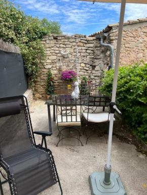 La terrasse de Caromb face au Mont VENTOUX avec clim